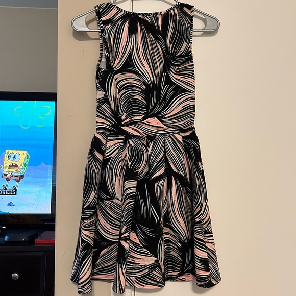 S.O. R.A.D by A Women’s Black and Pink Flare Mini Cut Out Dress EXTRA SMALL - Picture 4 of 5